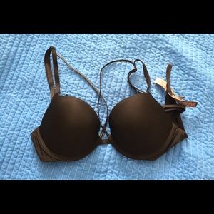 32c nwt victoria secret strappy push up